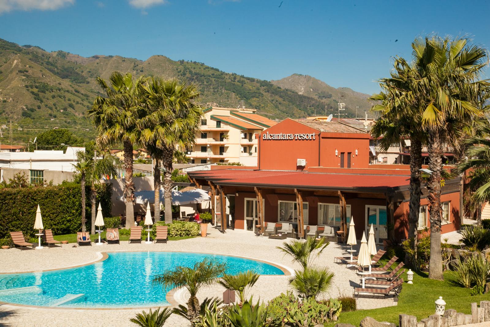 Alcantara Resort Di Charme Adults Only Gaggi Exteriör bild