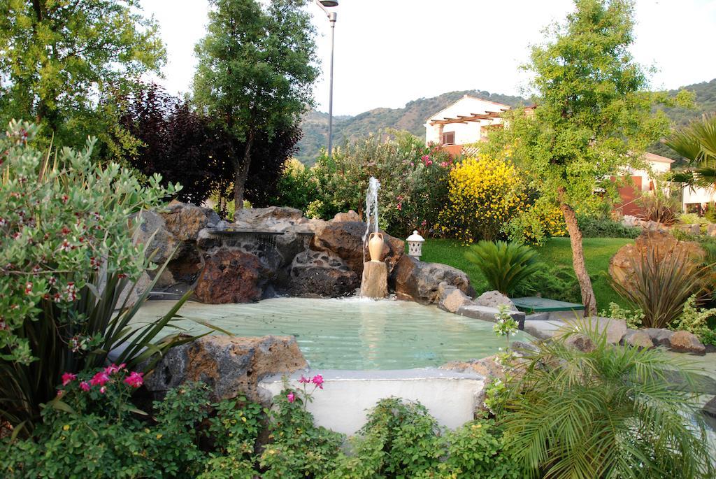 Alcantara Resort Di Charme Adults Only Gaggi Exteriör bild