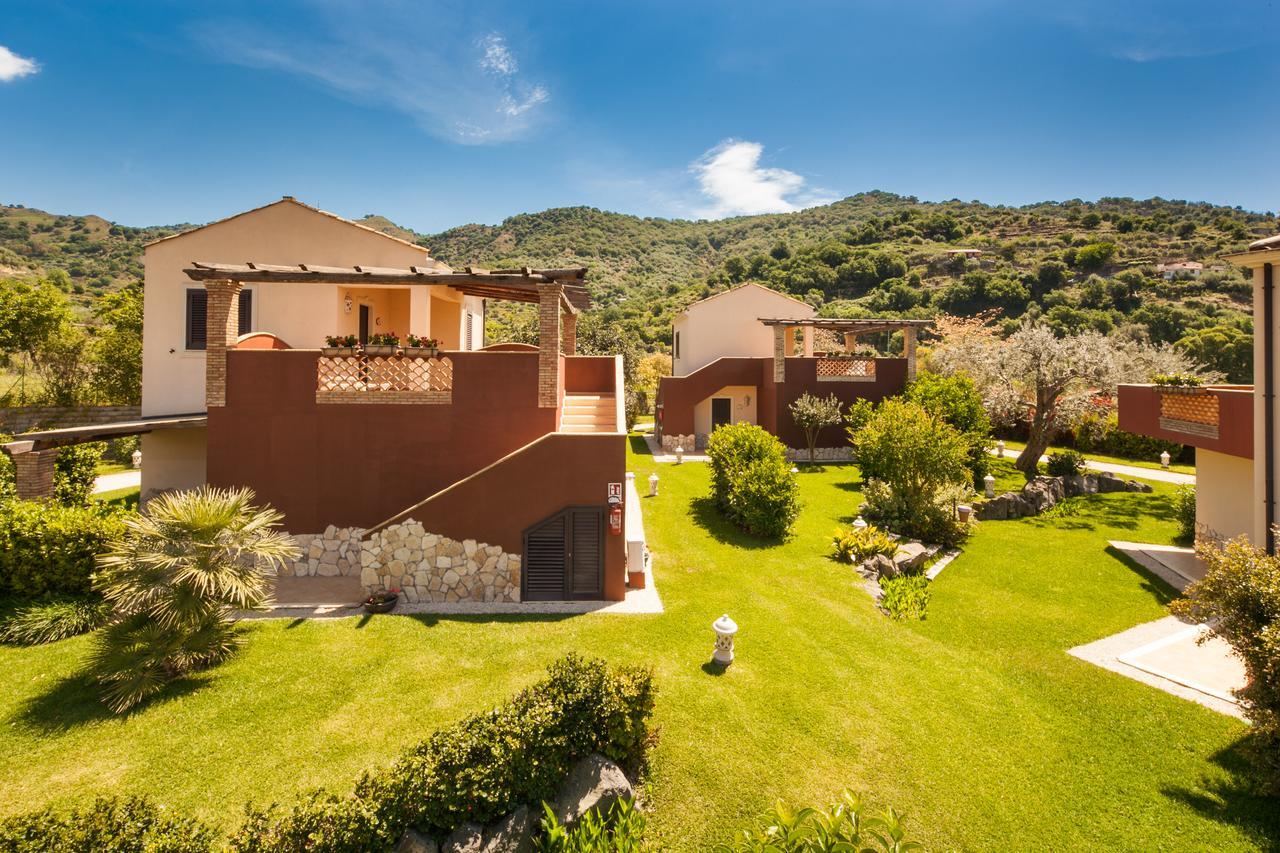 Alcantara Resort Di Charme Adults Only Gaggi Exteriör bild