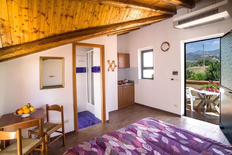 Alcantara Resort Di Charme Adults Only Gaggi Exteriör bild
