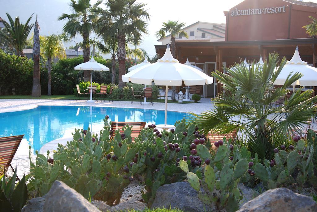 Alcantara Resort Di Charme Adults Only Gaggi Exteriör bild